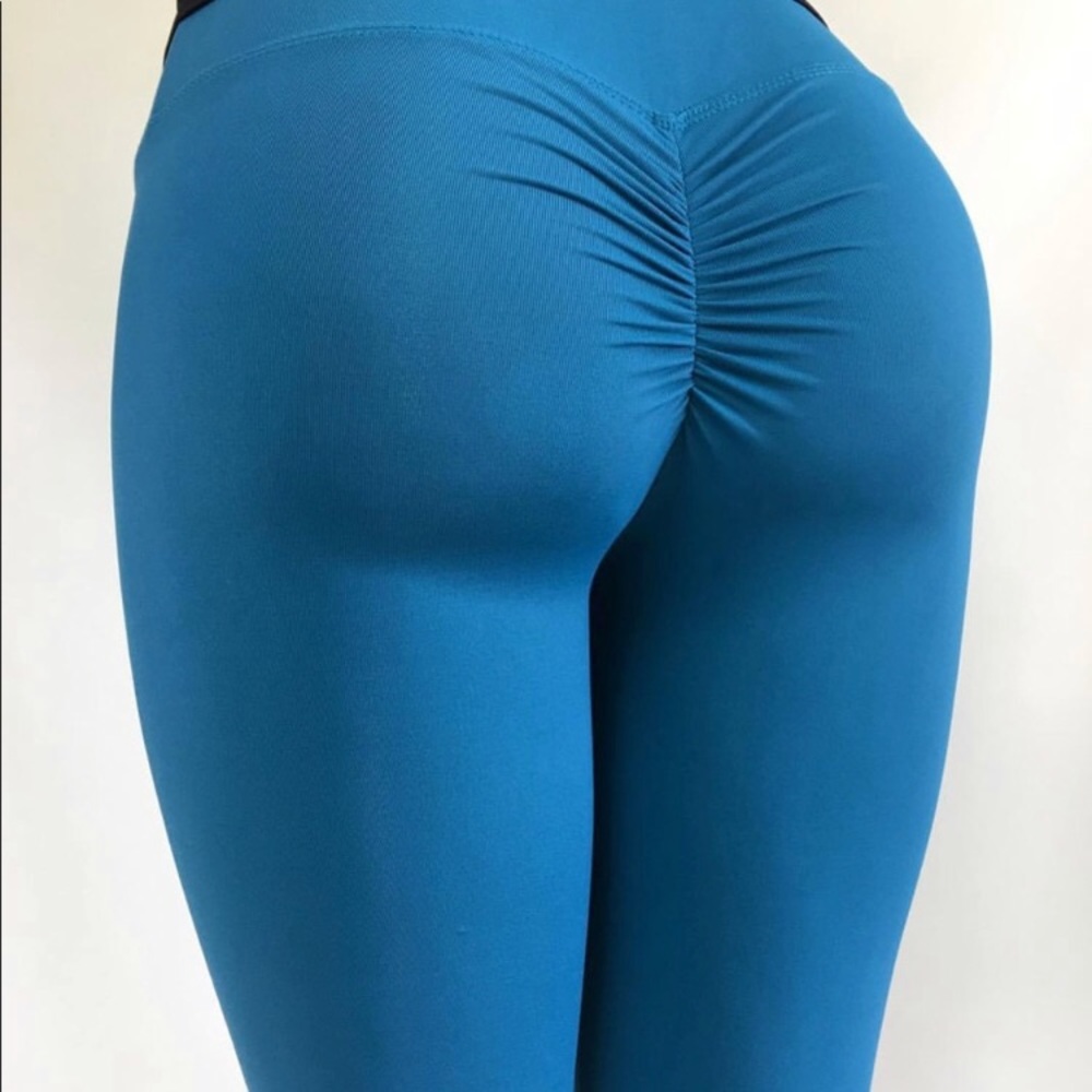 Brand new Dtina Scrunch butt Leggings